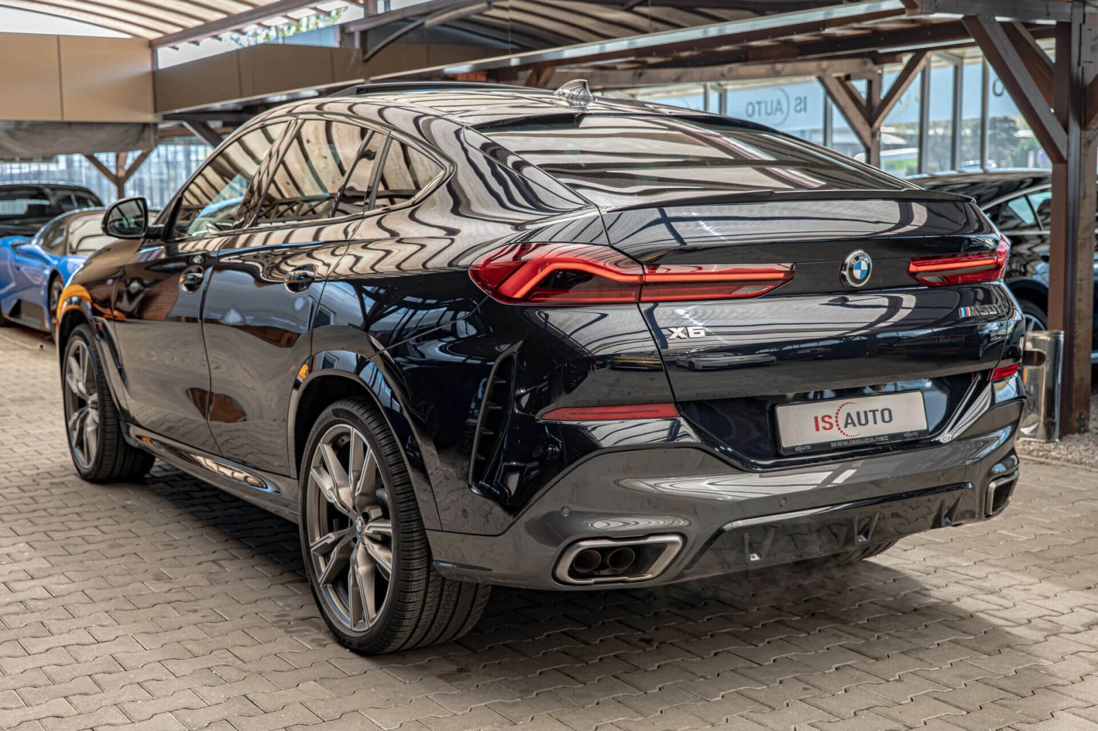 BMW X6 M50i/Harman Kardon/HuD/Панорама/Камера 360 - изображение 5