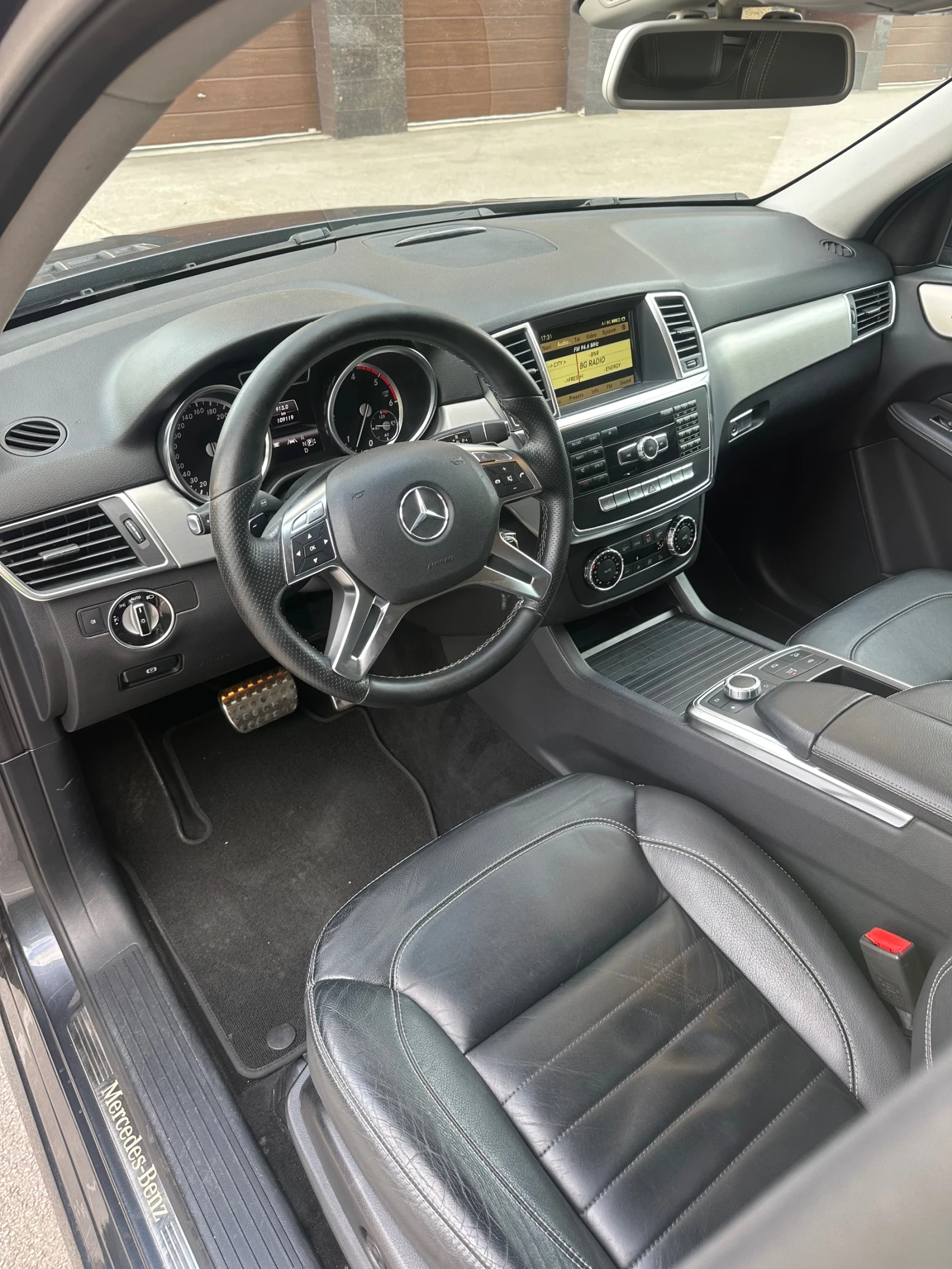 Mercedes-Benz ML 350  - изображение 7