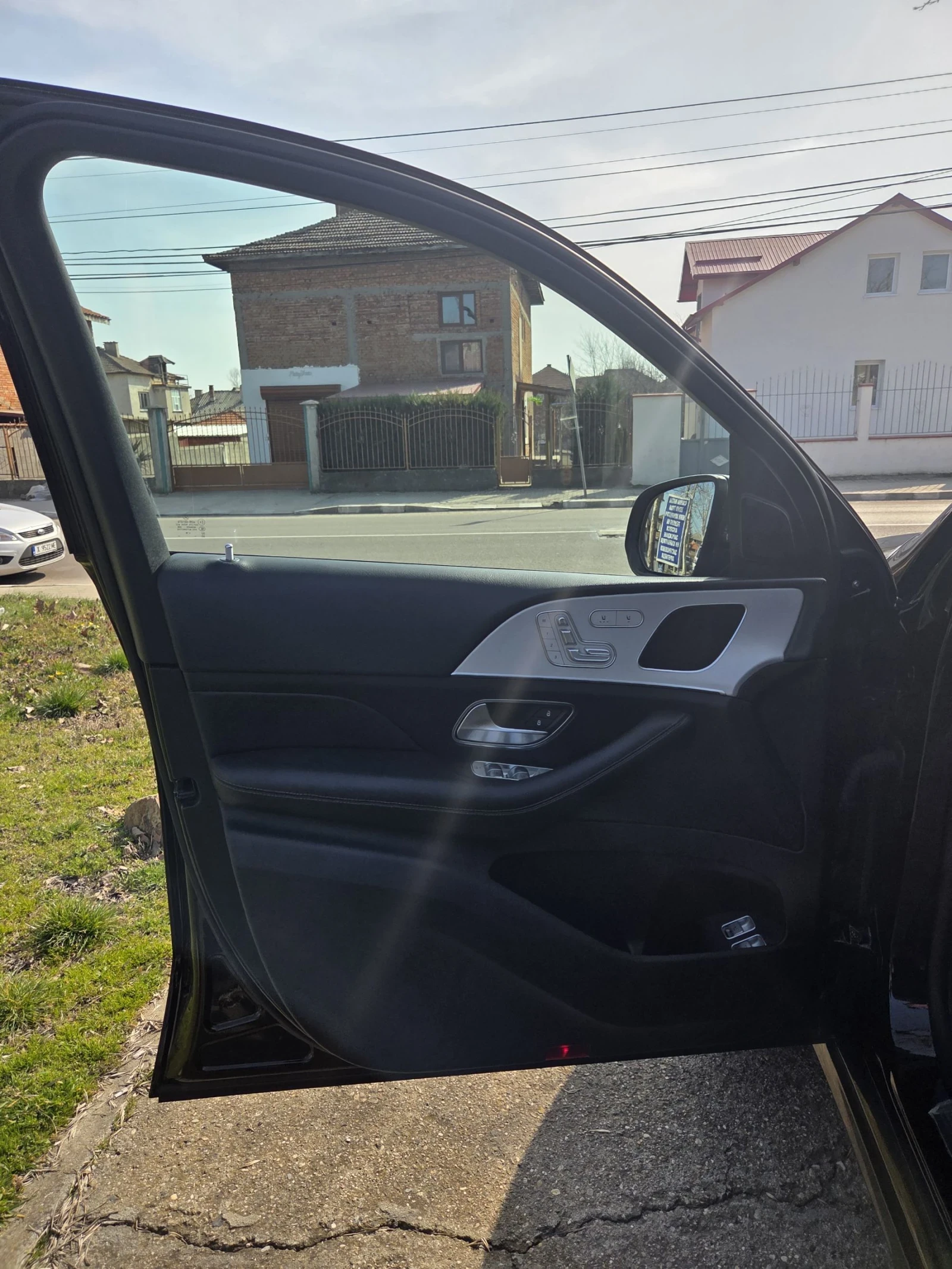 Mercedes-Benz GLE 300, снимка 9 - Автомобили и джипове - 53725665