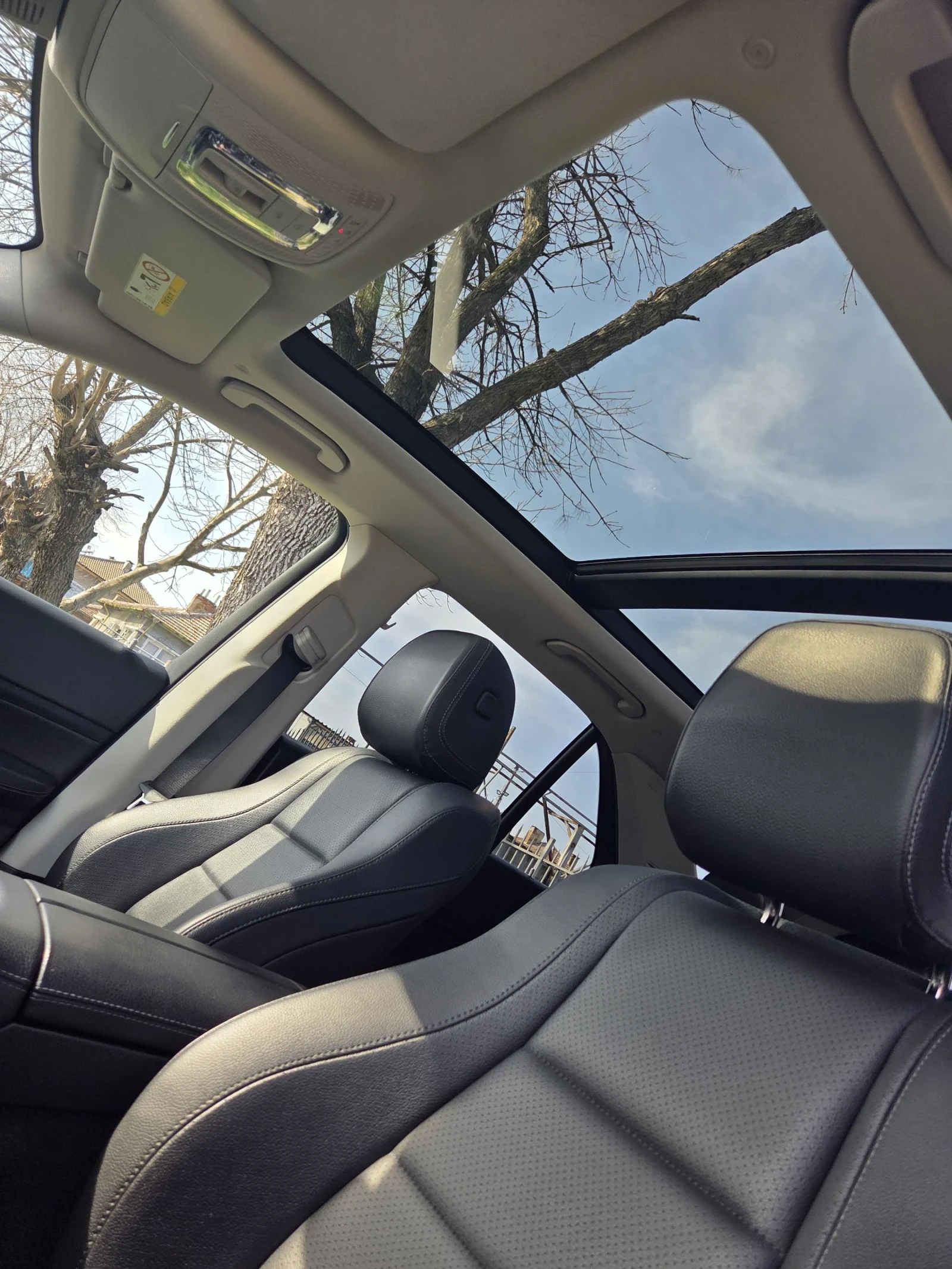 Mercedes-Benz GLE 300, снимка 13 - Автомобили и джипове - 53725665