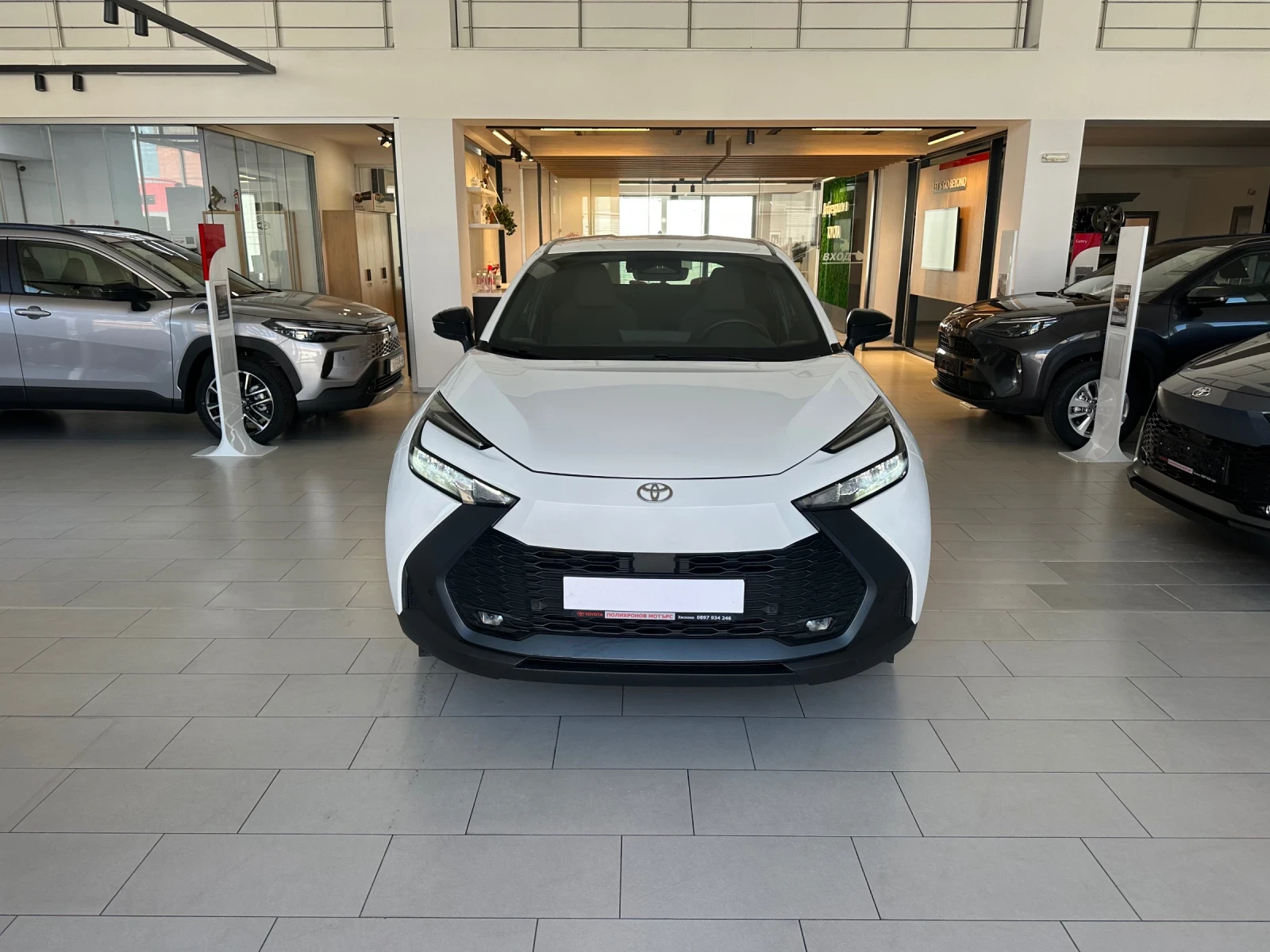 Toyota C-HR Plug-In* Club | Auto.bg — изображение 1