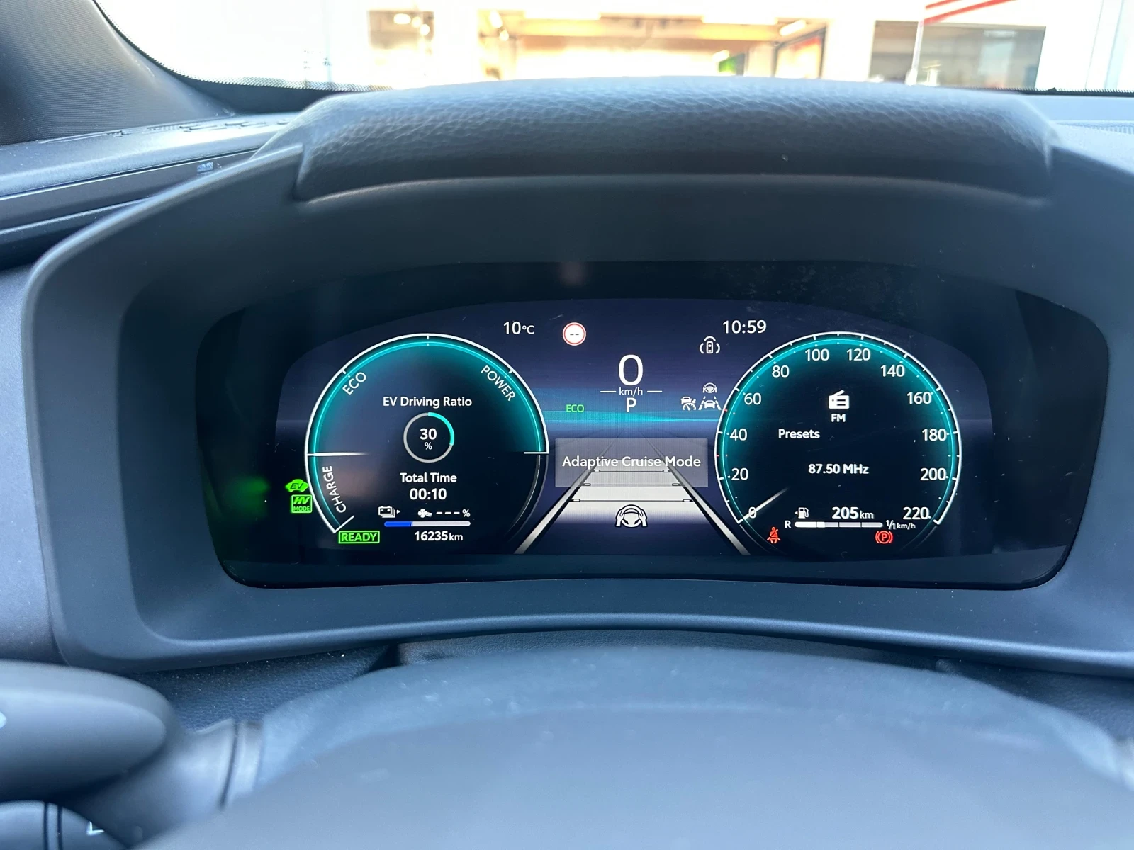 Toyota C-HR Plug-In* Club, снимка 15 - Автомобили и джипове - 53898510