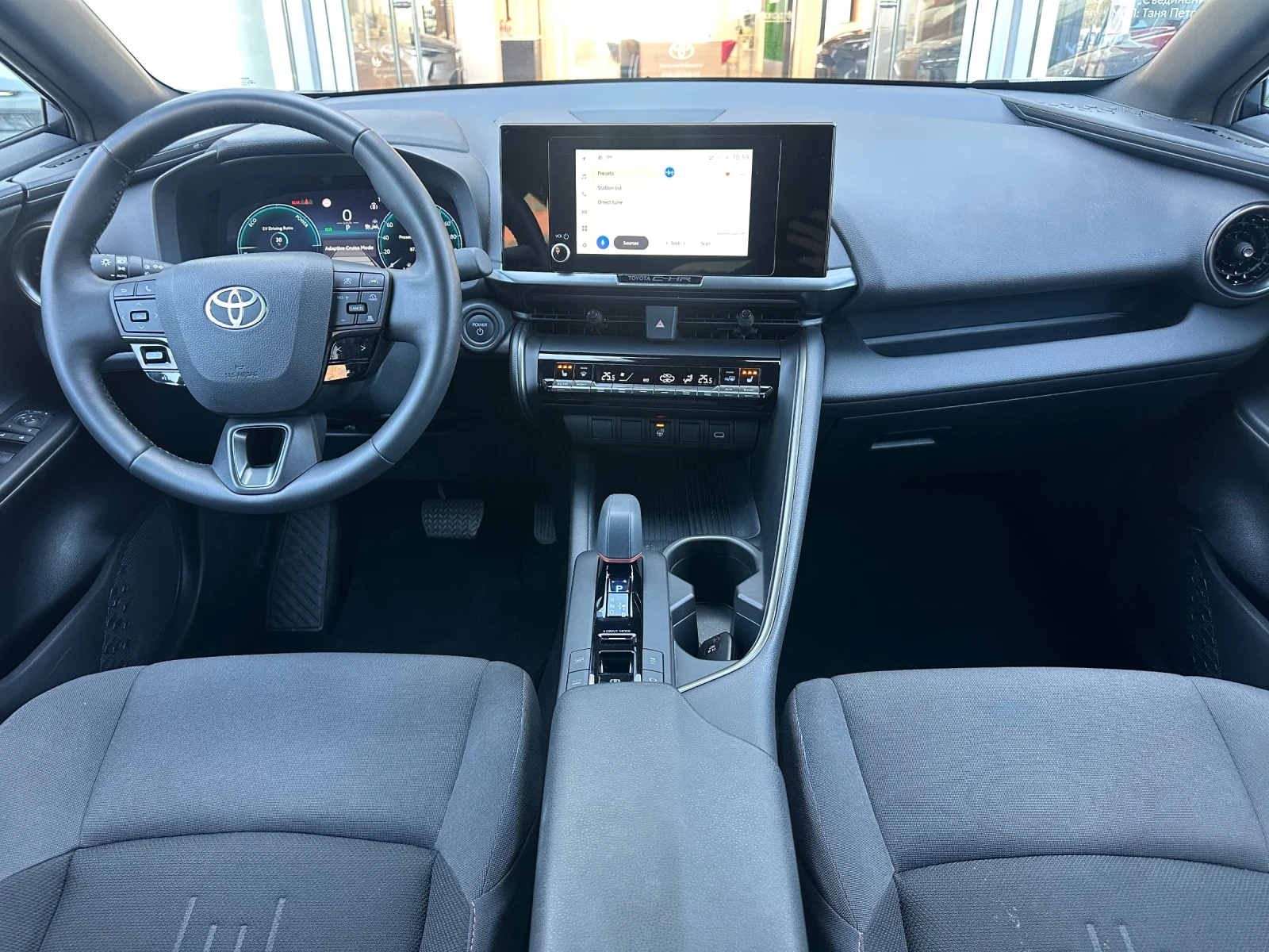 Toyota C-HR Plug-In* Club, снимка 11 - Автомобили и джипове - 53898510