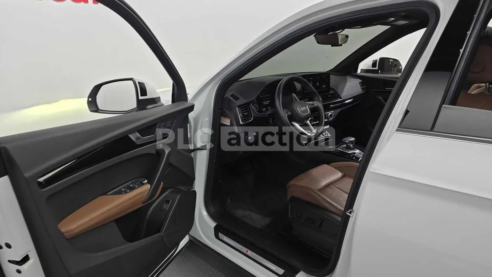 Audi Q5 ОБДУХВАНЕ/ПАНОРАМА/ДИСТРОНИК/360 КАМЕРИ, снимка 8 - Автомобили и джипове - 54567710