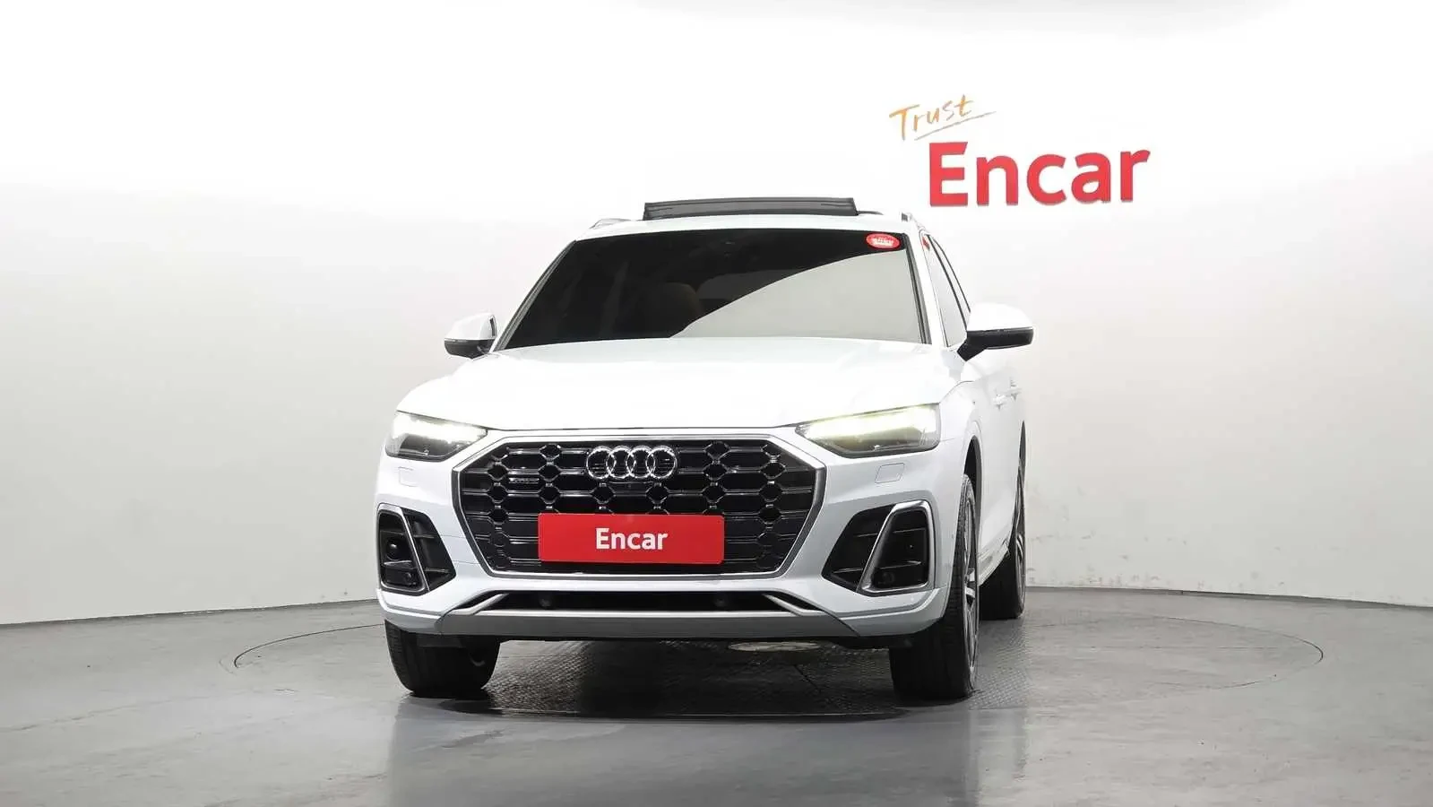 Audi Q5 ОБДУХВАНЕ/ПАНОРАМА/ДИСТРОНИК/360 КАМЕРИ, снимка 3 - Автомобили и джипове - 54567710