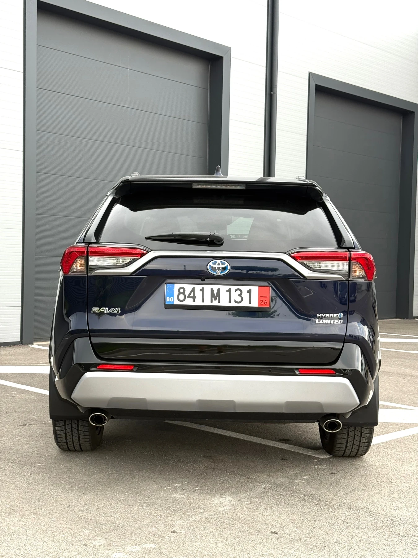 Toyota Rav4 2.5I* HYBRID* AWD* LIMITED, снимка 13 - Автомобили и джипове - 54999765