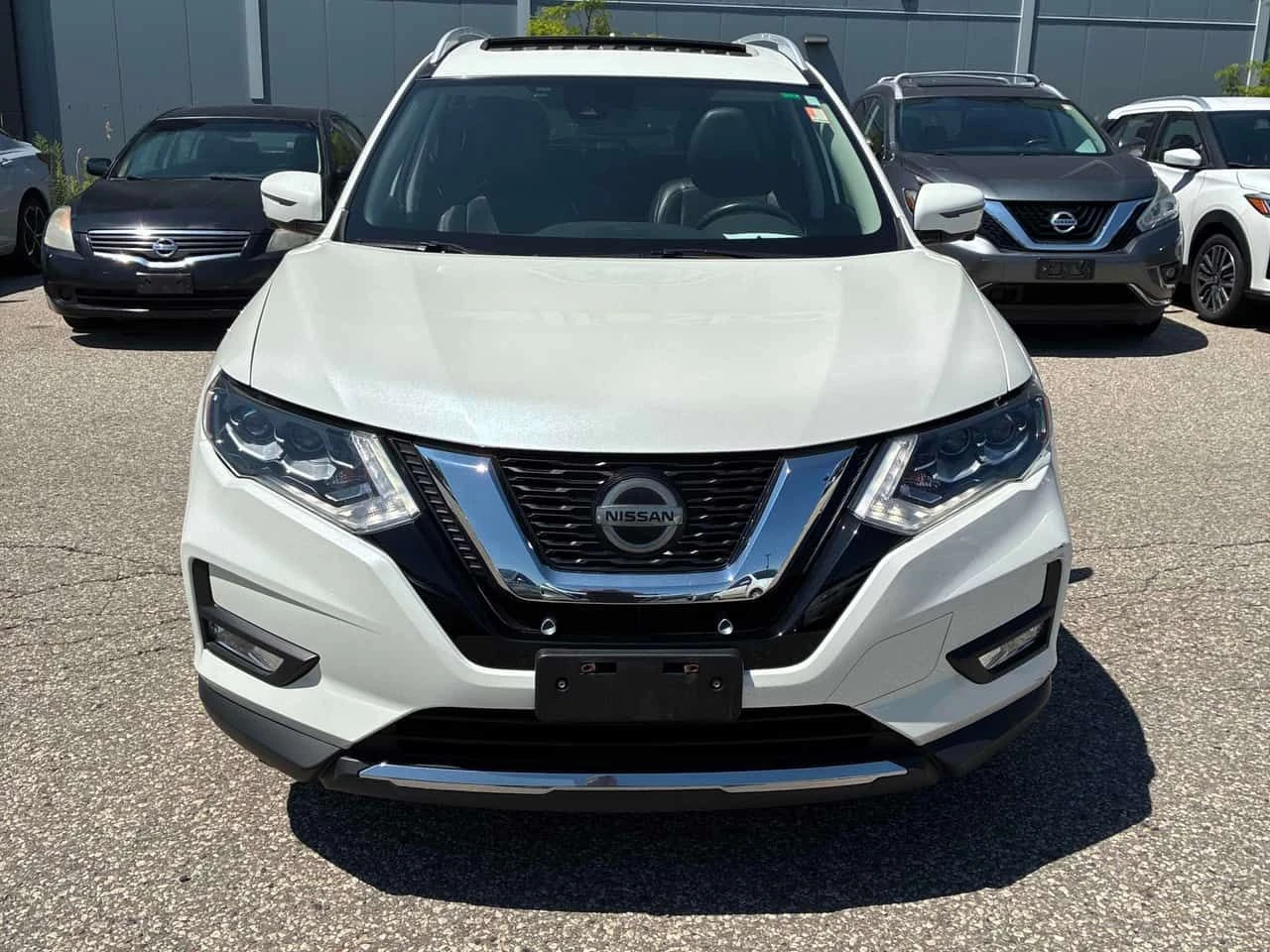 Nissan Rogue * AWD * АВТОКРЕДИТ БЕЗ ПЪРВОНАЧАЛНА ВНОСКА* , снимка 6 - Автомобили и джипове - 55532985