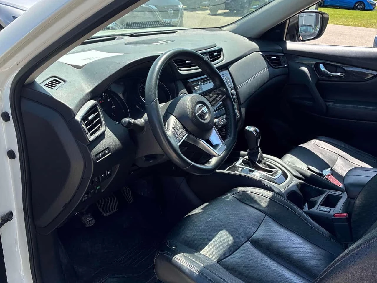 Nissan Rogue * AWD * АВТОКРЕДИТ БЕЗ ПЪРВОНАЧАЛНА ВНОСКА* , снимка 5 - Автомобили и джипове - 55532985