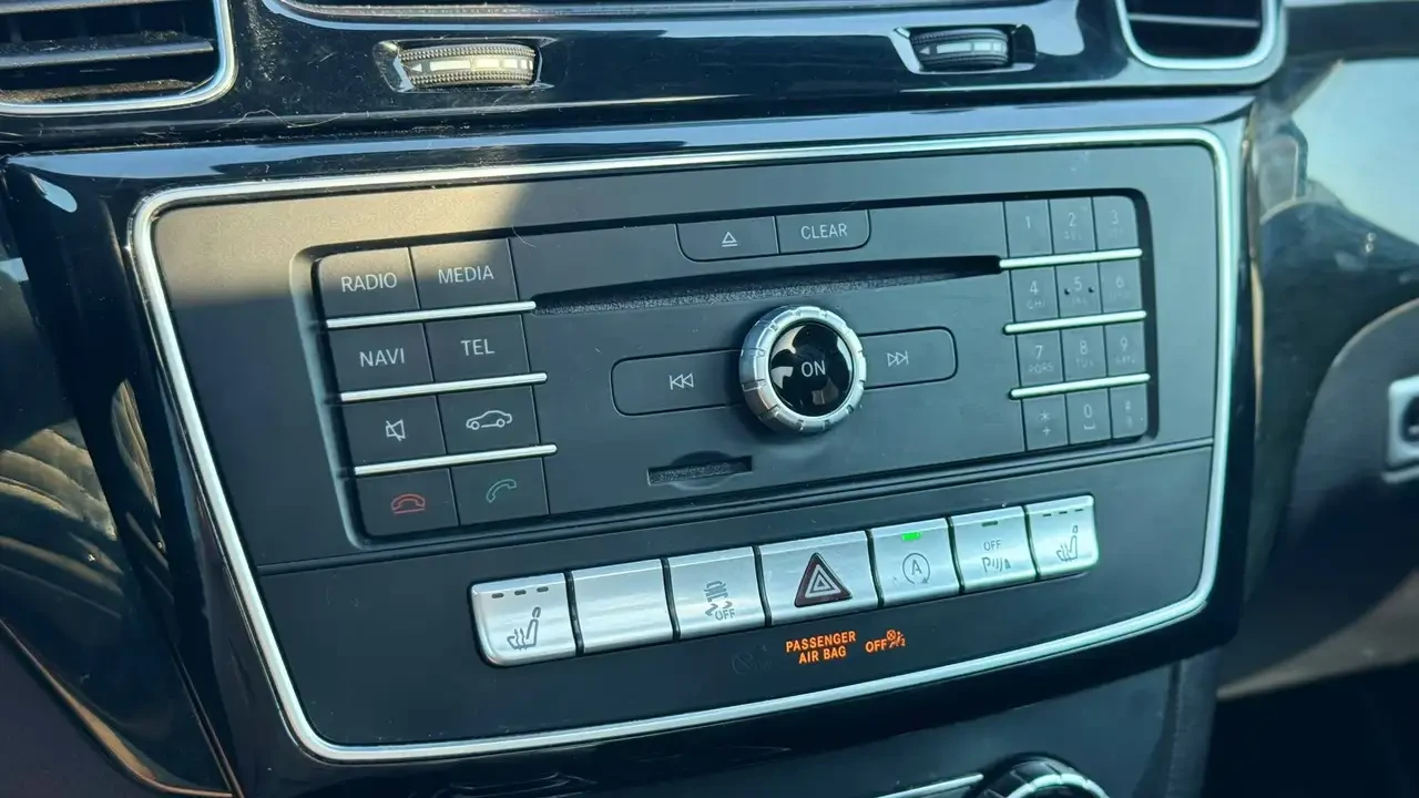Mercedes-Benz GLE, снимка 17 - Автомобили и джипове - 56180757