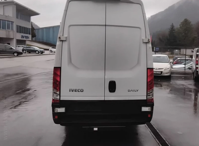 Iveco 35S18, снимка 8 - Бусове и автобуси - 53385971