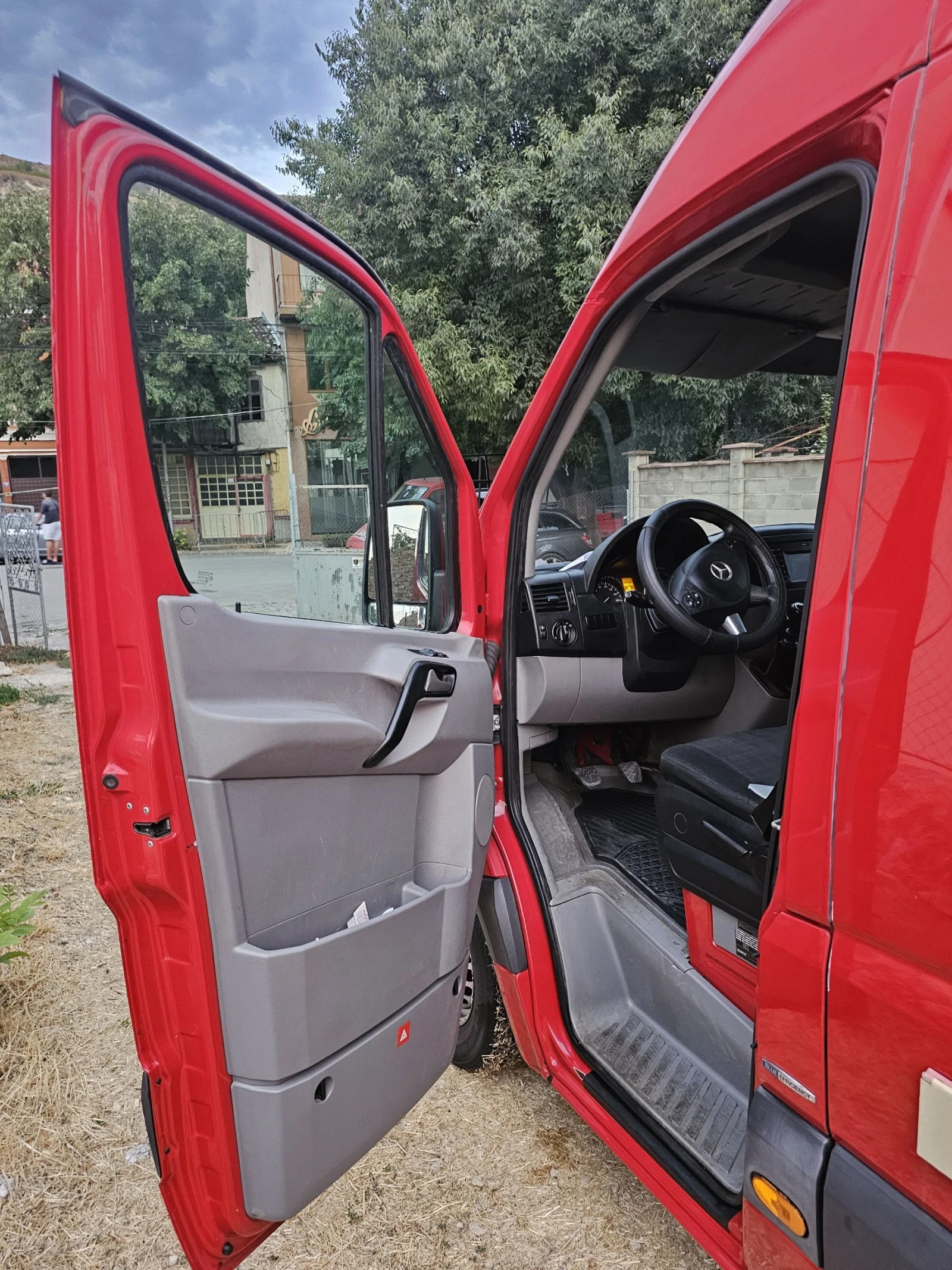 Mercedes-Benz Sprinter Мобилен магазин - изображение 7