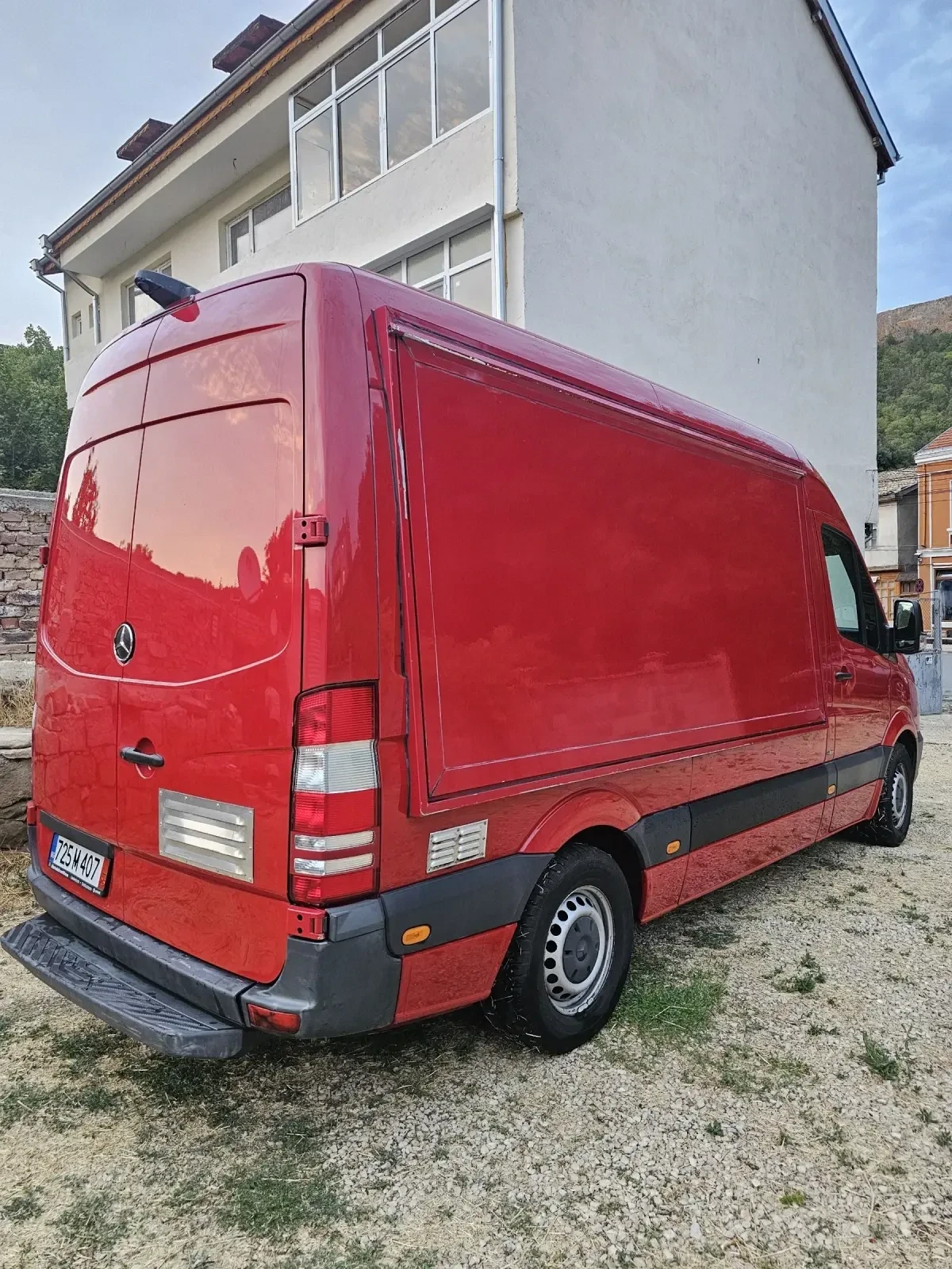 Mercedes-Benz Sprinter Мобилен магазин - изображение 8