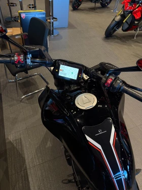 Ducati Diavel V4, снимка 3