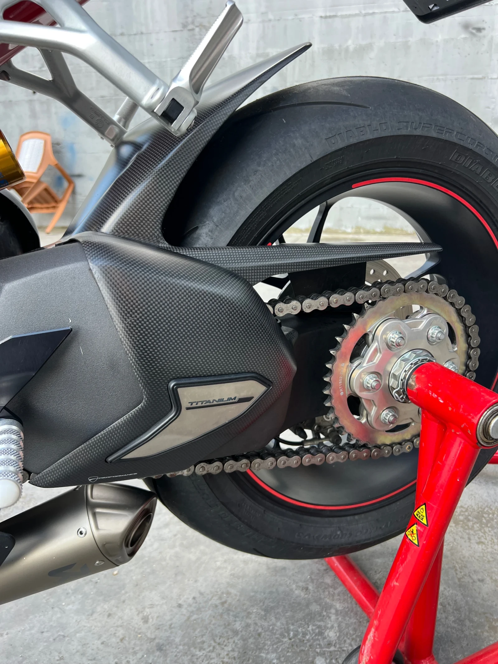 Ducati Panigale V4S Akrapovic, снимка 14 - Мотоциклети и мототехника - 54257885