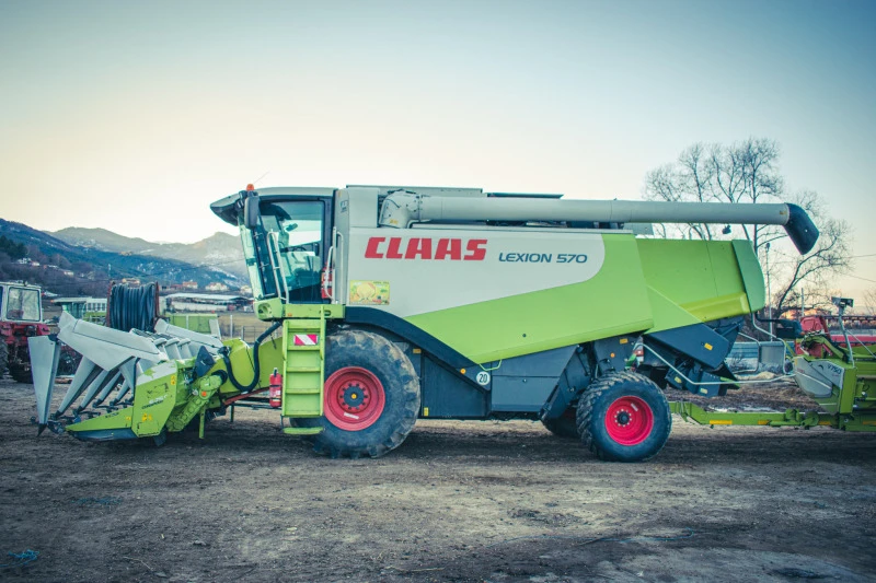 Комбайн Claas LEXION  570, снимка 3 - Селскостопанска техника - 47104822