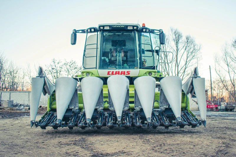 Комбайн Claas LEXION  570, снимка 1 - Селскостопанска техника - 47104822