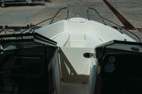 Обява за продажба на Лодка Quicksilver 555 Bowrider ~73 880 лв. - изображение 9 | Auto.bg Обява за продажба на Лодка Quicksilver 555 Bowrider ~73 880 лв. - изображение 9