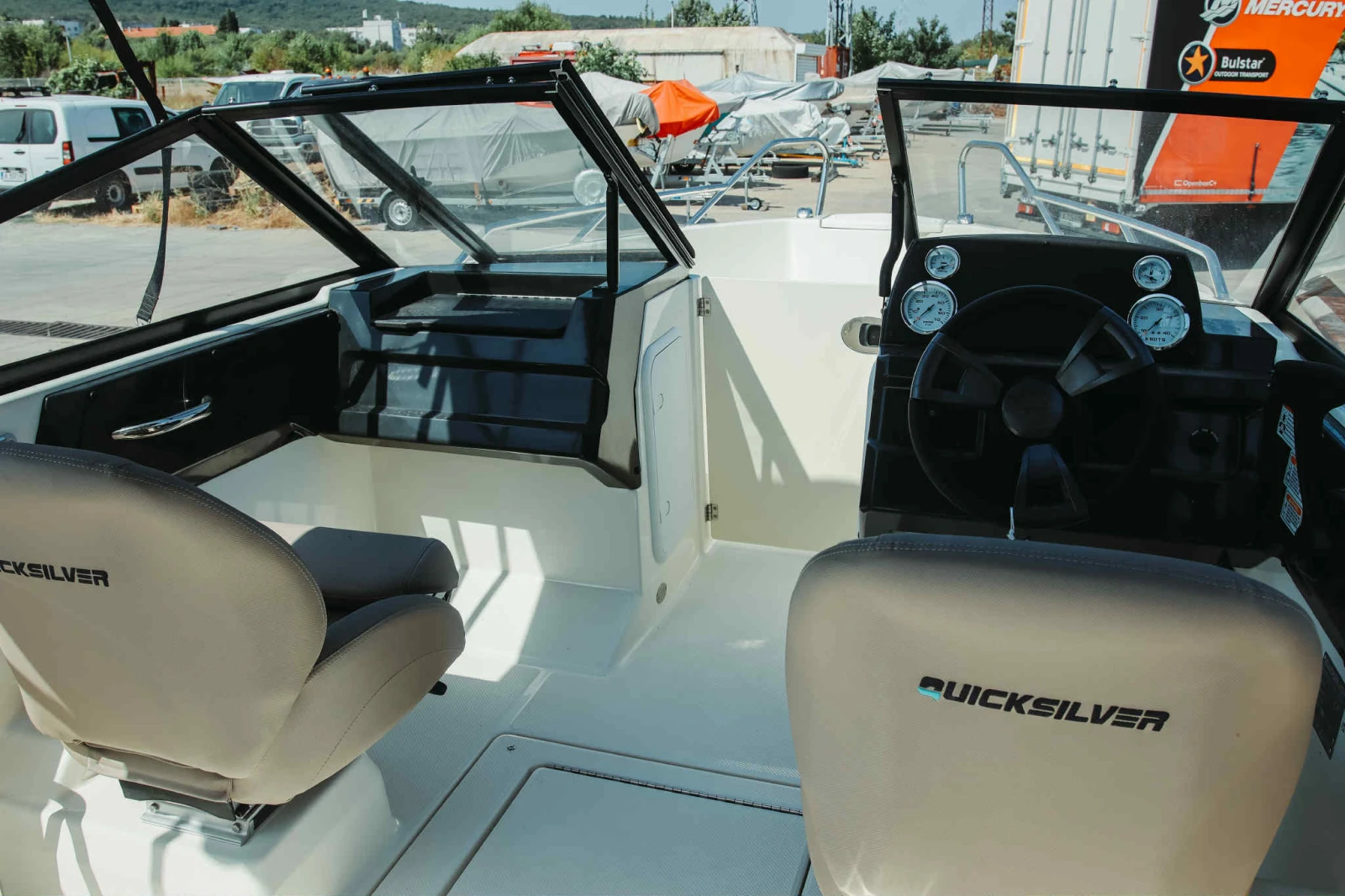 Лодка Quicksilver 555 Bowrider - изображение 7