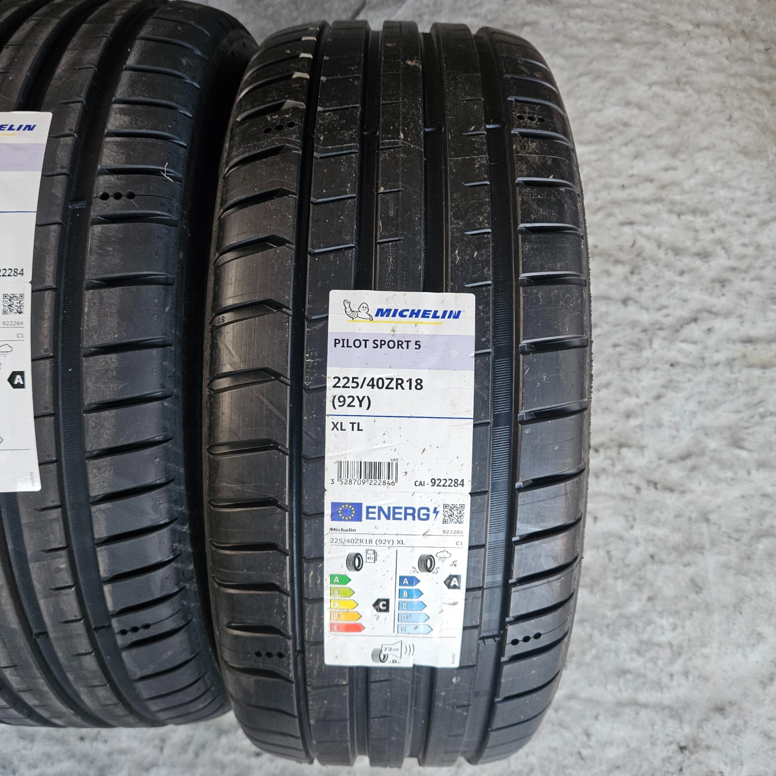 ���� 225/40R18 | Mobile.bg � ����������� 2