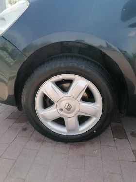 Renault Clio III, снимка 9