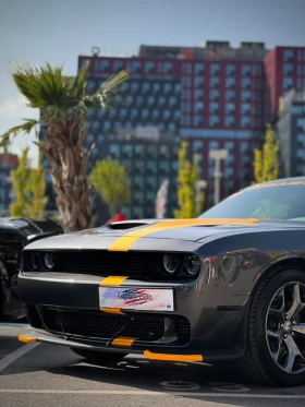 Обява за продажба на Dodge Challenger 100th Anniversary SXT ~42 900 лв. - изображение 6