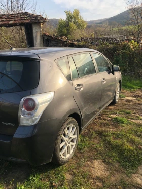 Toyota Verso - 3600 € / 7040.99 лв. - 33527337 4