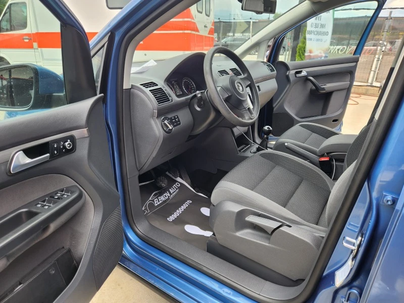 VW Touran УНИКАТ 10947Зкм 1.4i-150к.с EURO 5b МЕТАН-ГЕРМАНИЯ, снимка 11 - Автомобили и джипове - 45571072