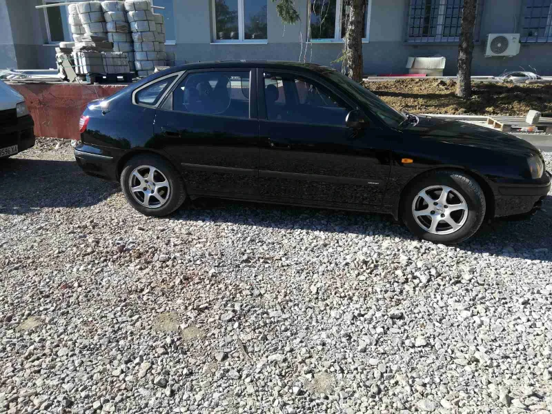 Hyundai Elantra, снимка 3 - Автомобили и джипове - 47514410