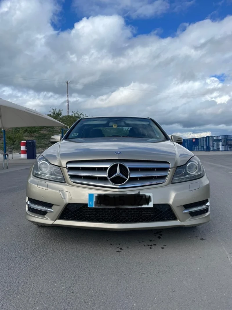 Mercedes-Benz C 220 AMG pack Ръчни 6 ск NAVI от Испания, снимка 6 - Автомобили и джипове - 47001537