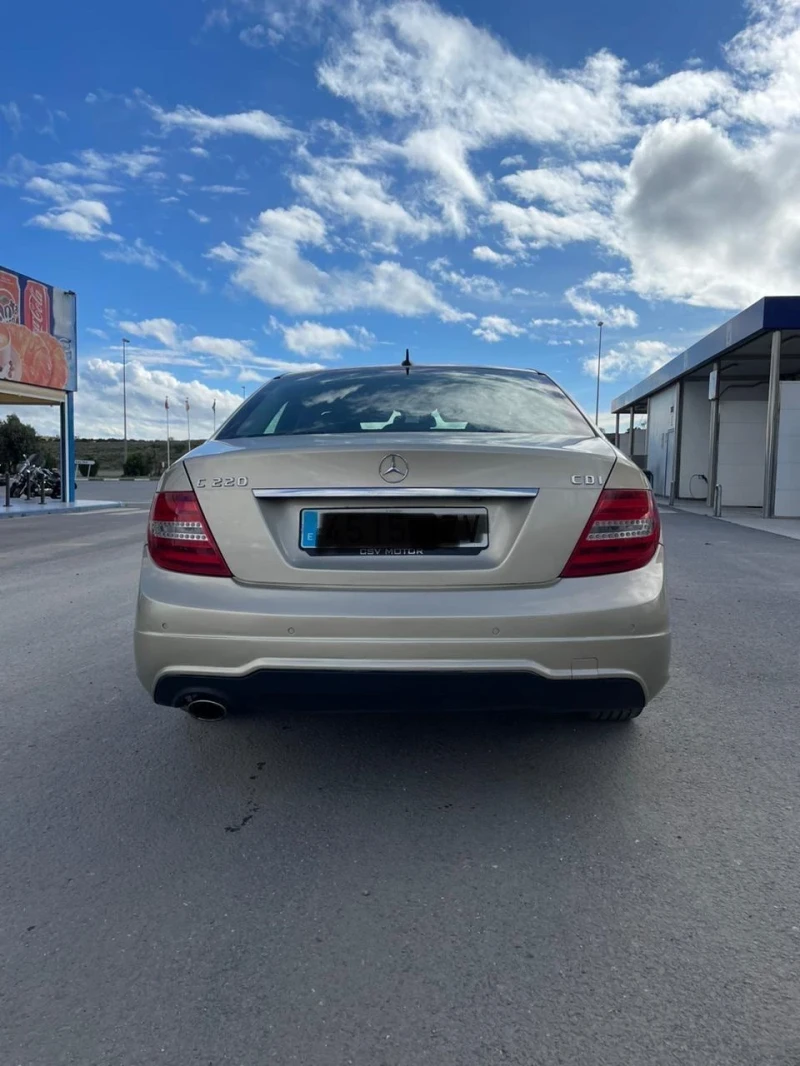 Mercedes-Benz C 220 AMG pack Ръчни 6 ск NAVI от Испания, снимка 7 - Автомобили и джипове - 47001537