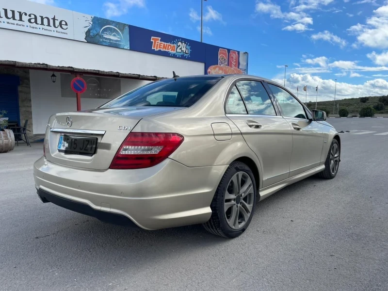 Mercedes-Benz C 220 AMG pack Ръчни 6 ск NAVI от Испания, снимка 3 - Автомобили и джипове - 47001537