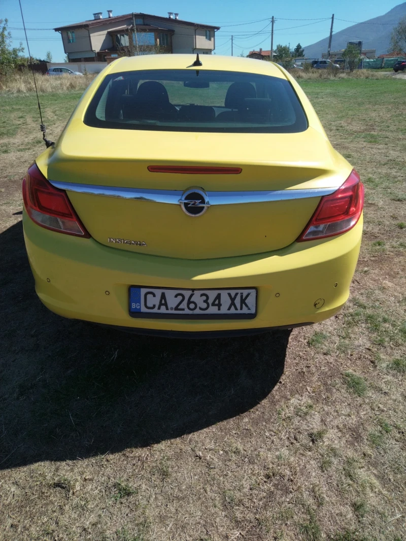 Opel Insignia, снимка 4 - Автомобили и джипове - 47482612