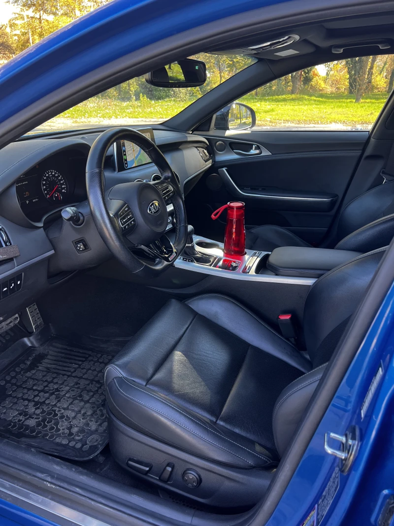 Kia Stinger GT1 AWD , снимка 12 - Автомобили и джипове - 52283749