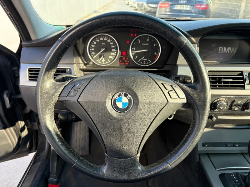 BMW 525 3.0D M Pack* Автоматик* Навигация* Подгрев* Люк* , снимка 13 - Автомобили и джипове - 52866272