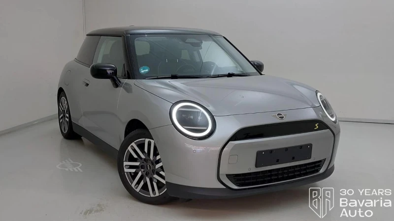 Mini Cooper SE Automatic Classic Trim, снимка 4 - Автомобили и джипове - 53073680