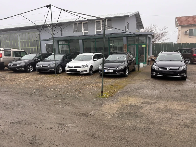 VW Passat 2.0DSG Distronic, снимка 17 - Автомобили и джипове - 53394290