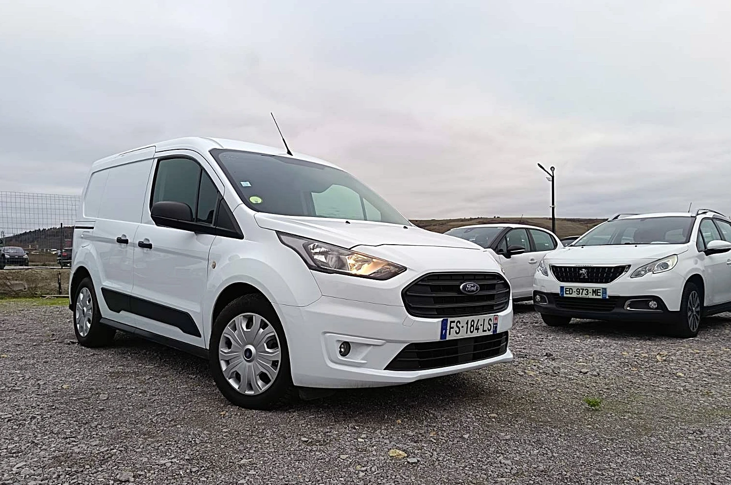 Ford Connect 3 SEATS - изображение 3