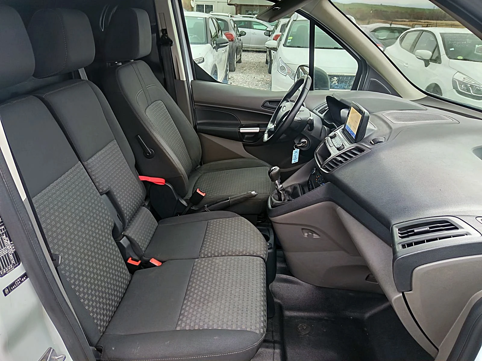 Ford Connect 3 SEATS - изображение 10