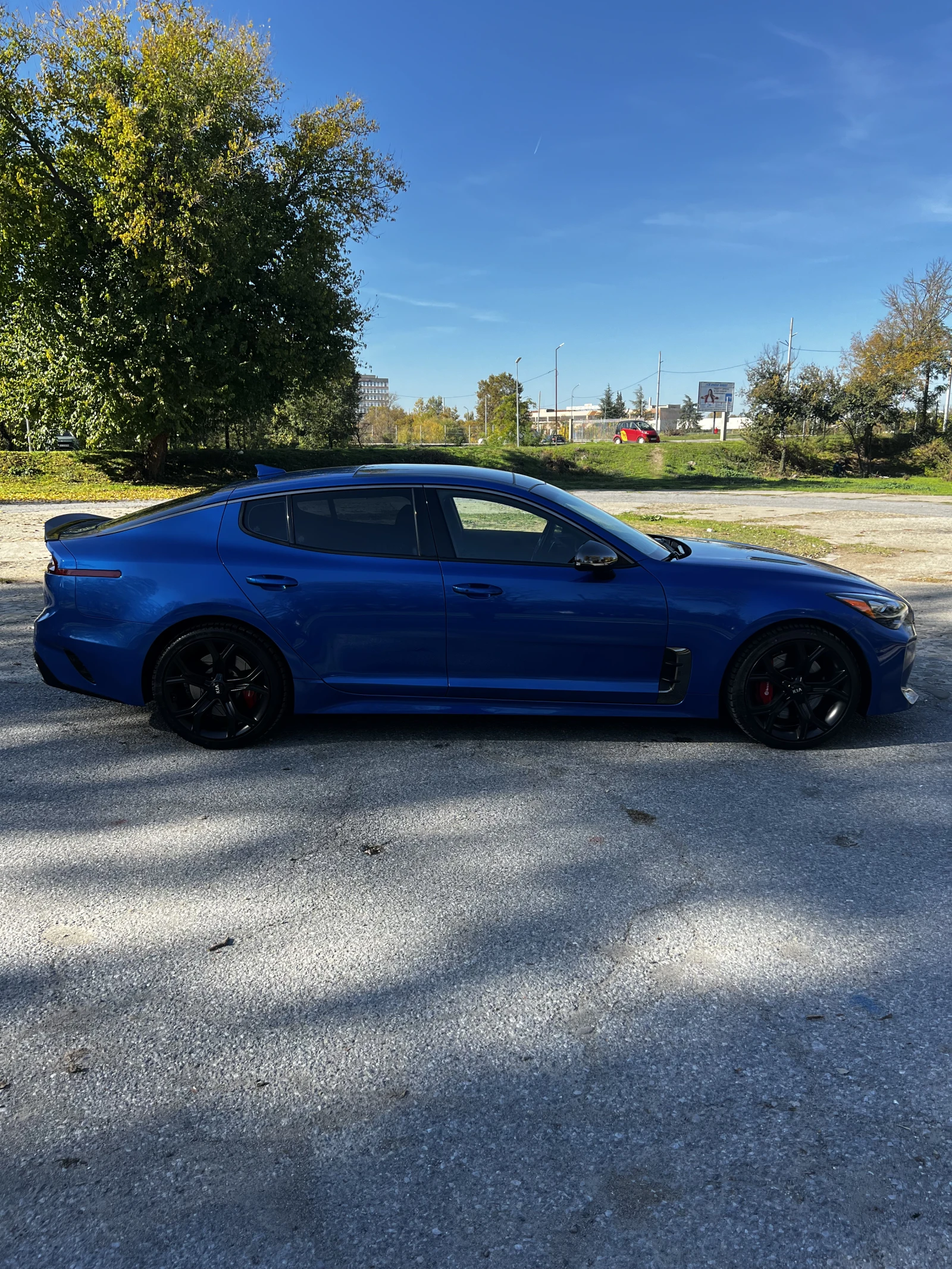 Kia Stinger GT1 AWD  | Mobile.bg   6