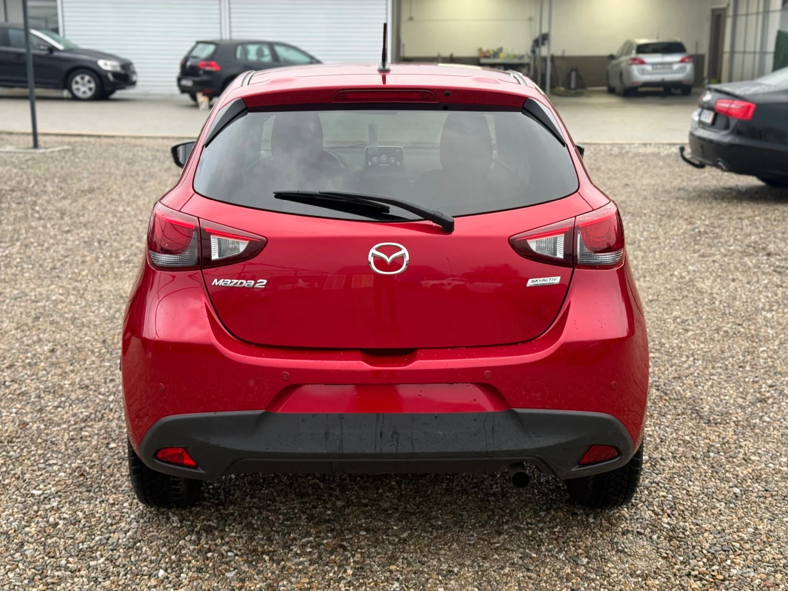 Mazda 2 1.5i/90hp/NAVI/EVRO6/ - изображение 5