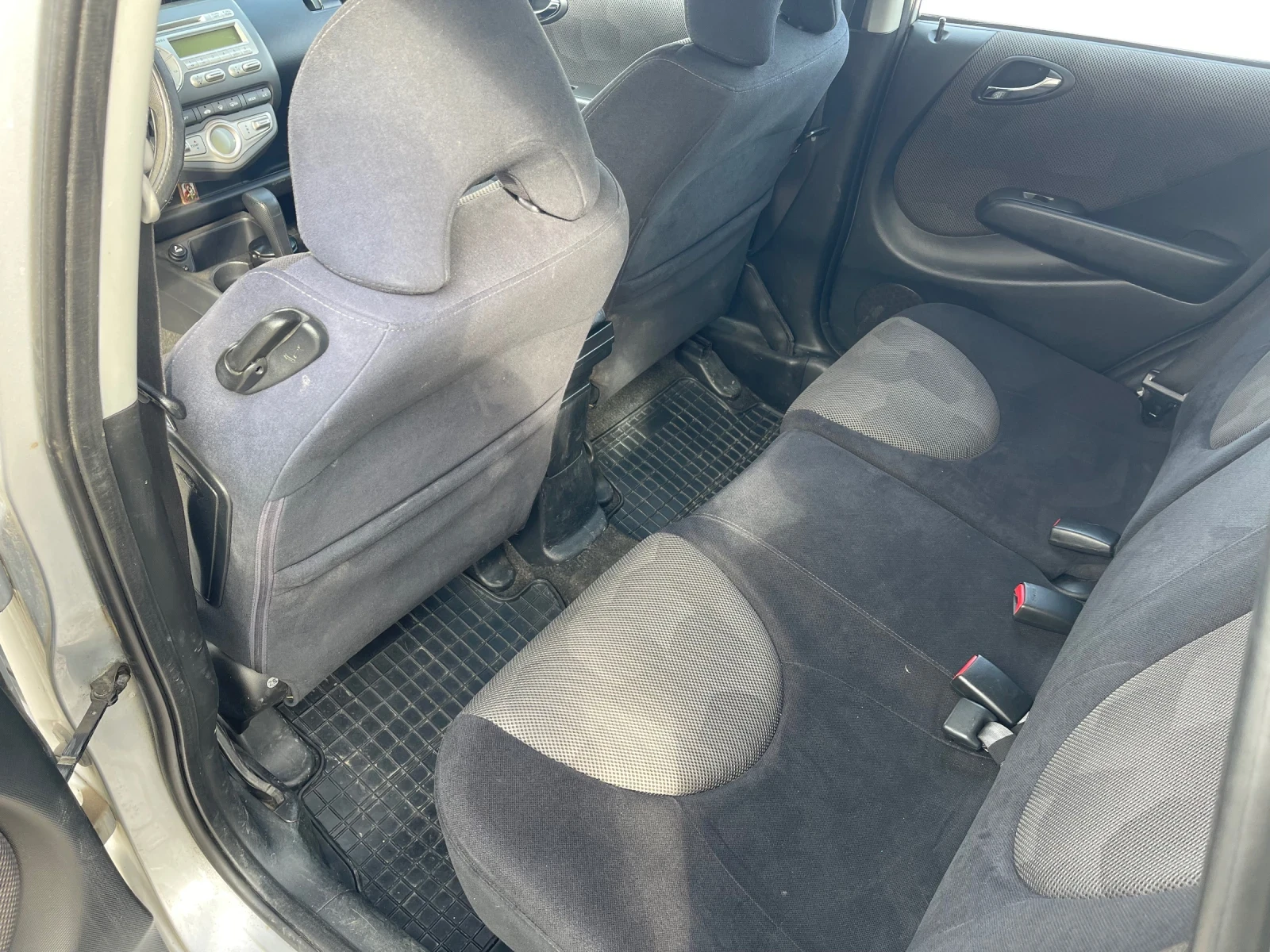 Honda Jazz 1.4i - изображение 7