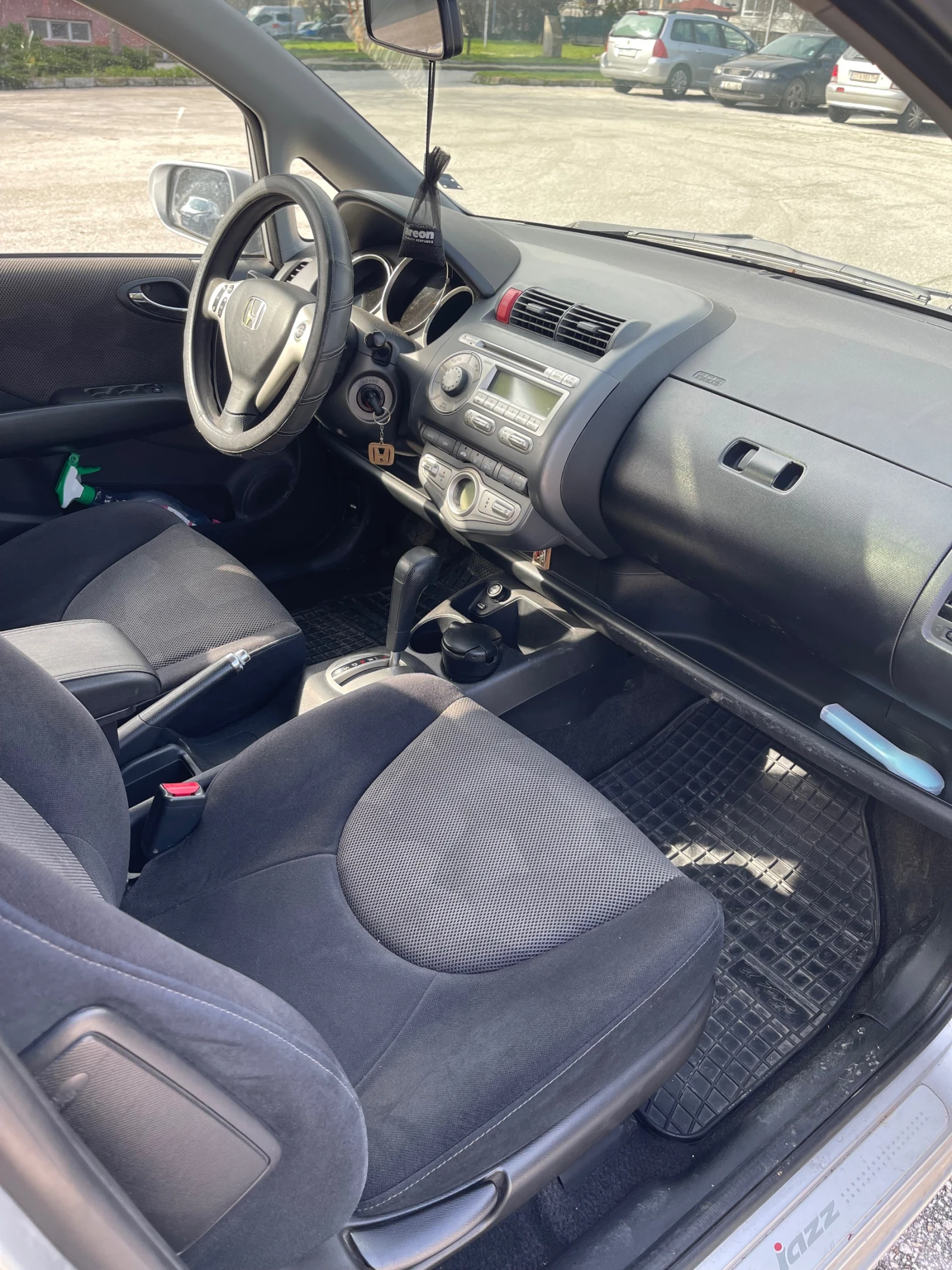 Honda Jazz 1.4i - изображение 5