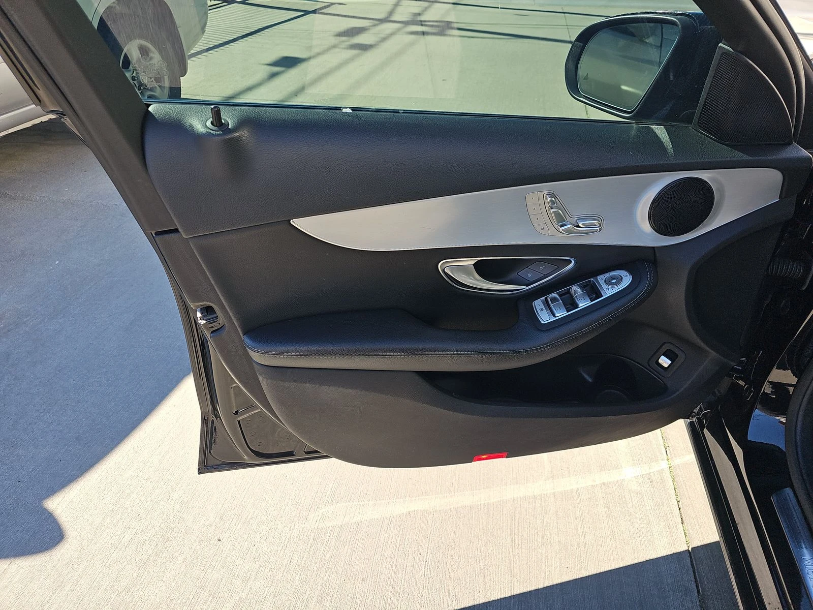 Mercedes-Benz C 300 | Mobile.bg � ����������� 11