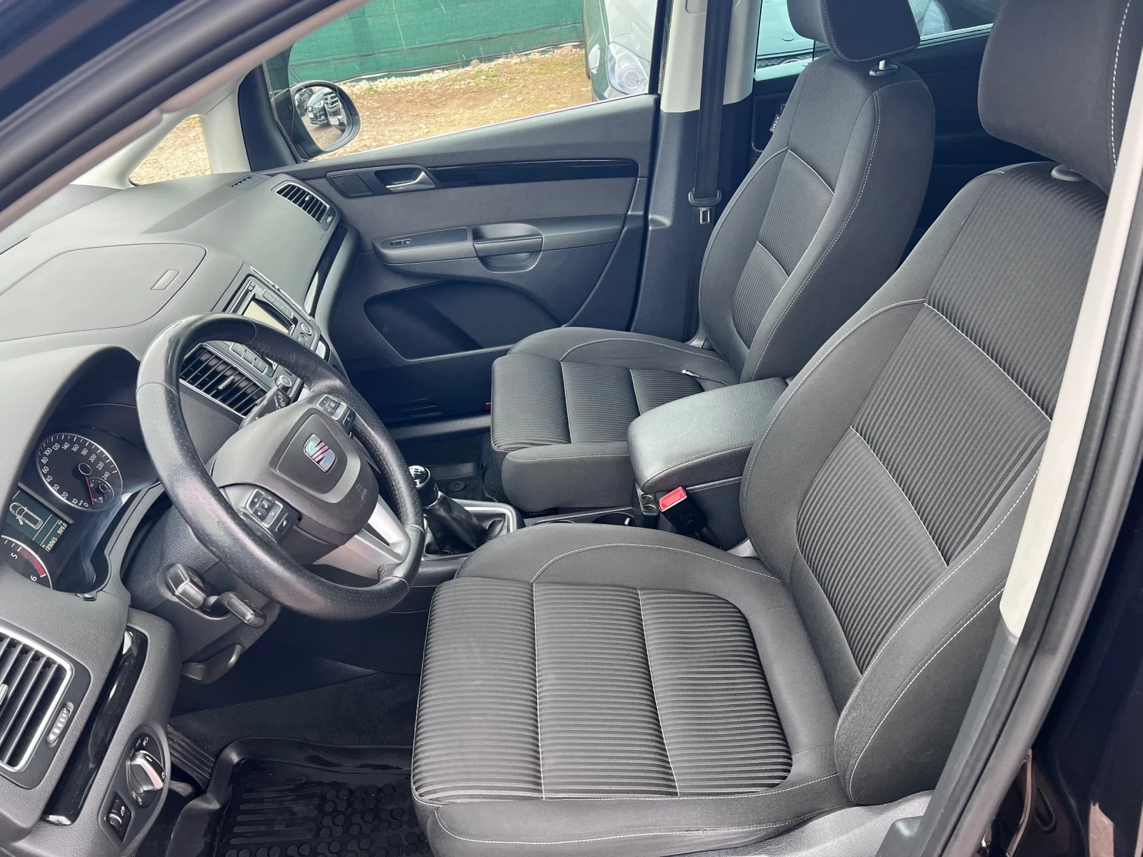 Seat Alhambra 2.0TDI 4x4 140kc, снимка 10 - Автомобили и джипове - 53913234