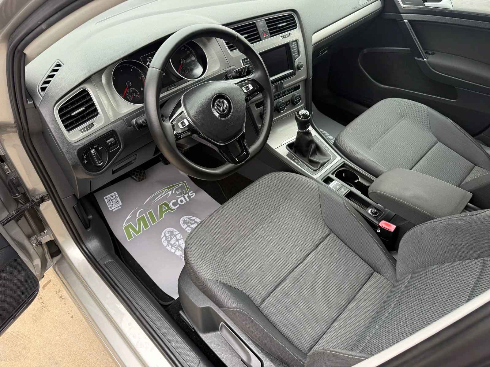 VW Golf VII* 1.6tdi* 110h.p* EURO6* 2015г.* ВНОС ИТАЛИЯ* , снимка 9 - Автомобили и джипове - 54078412