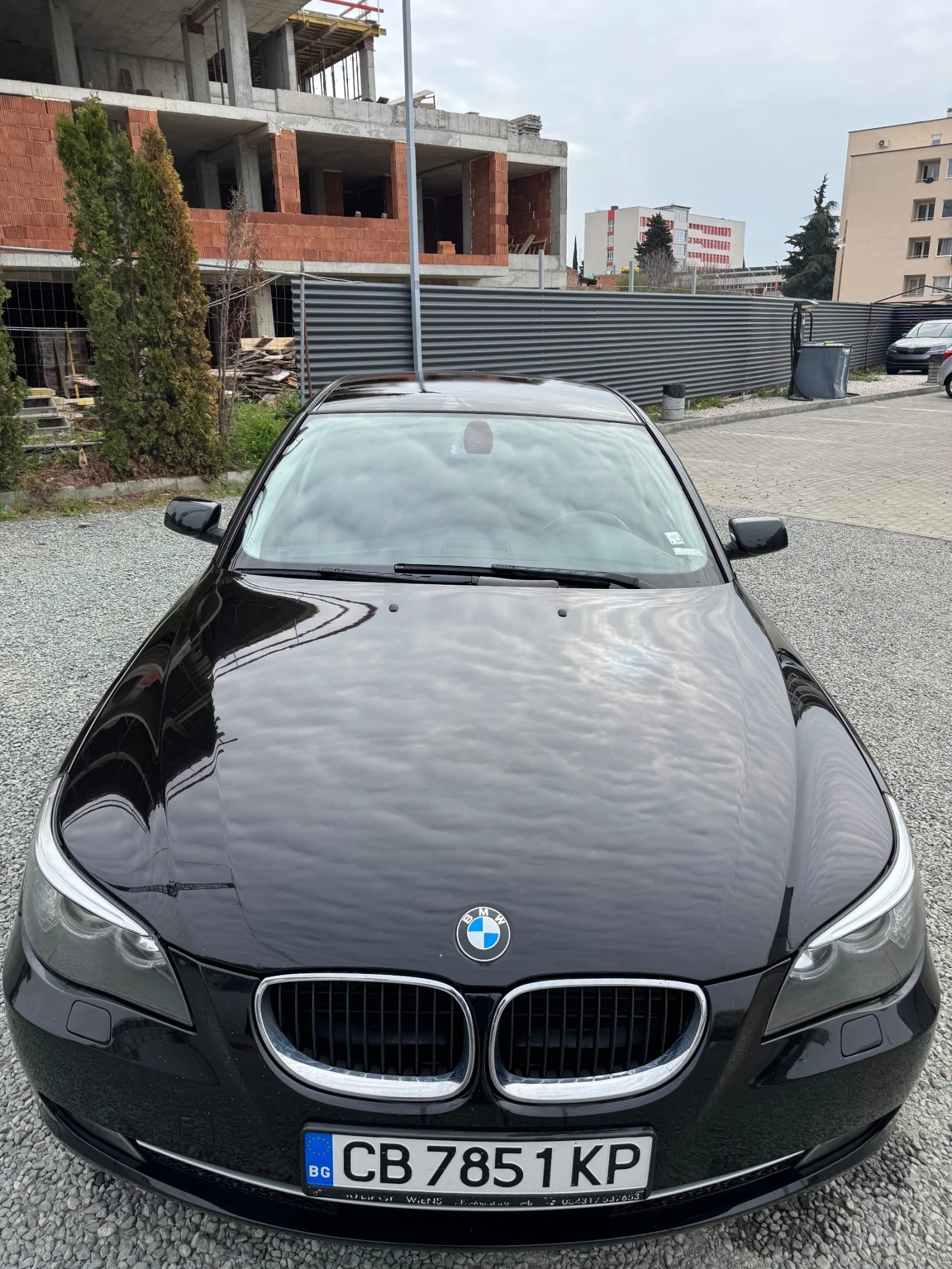 BMW 520, снимка 2 - Автомобили и джипове - 54163302