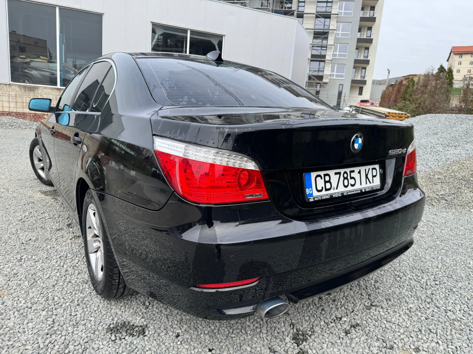 BMW 520, снимка 4 - Автомобили и джипове - 54163302