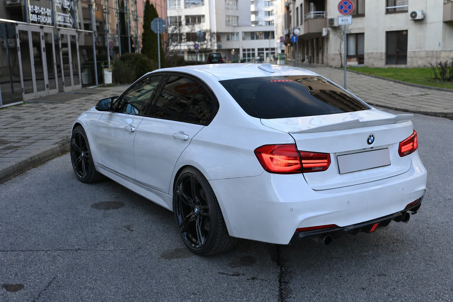 BMW 340 xDrive, снимка 4 - Автомобили и джипове - 54272882