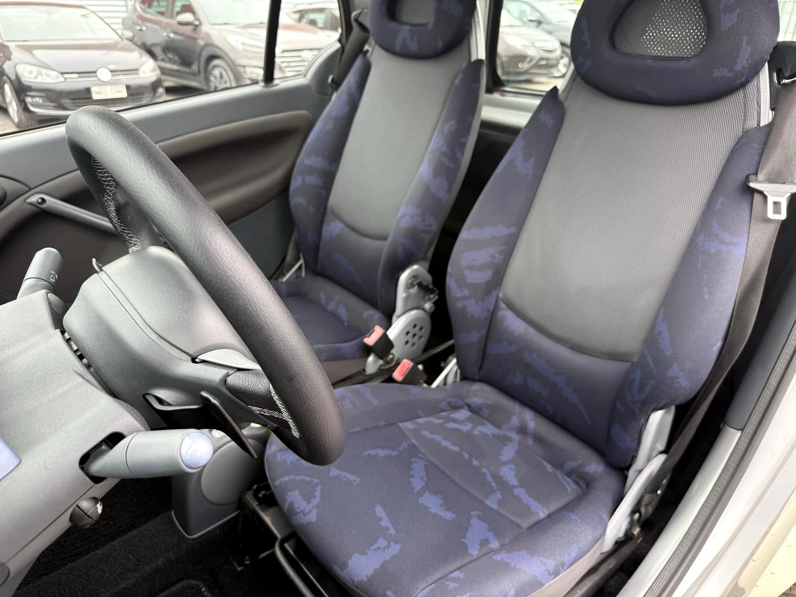 Smart Fortwo Топ състояние, снимка 14 - Автомобили и джипове - 54500043
