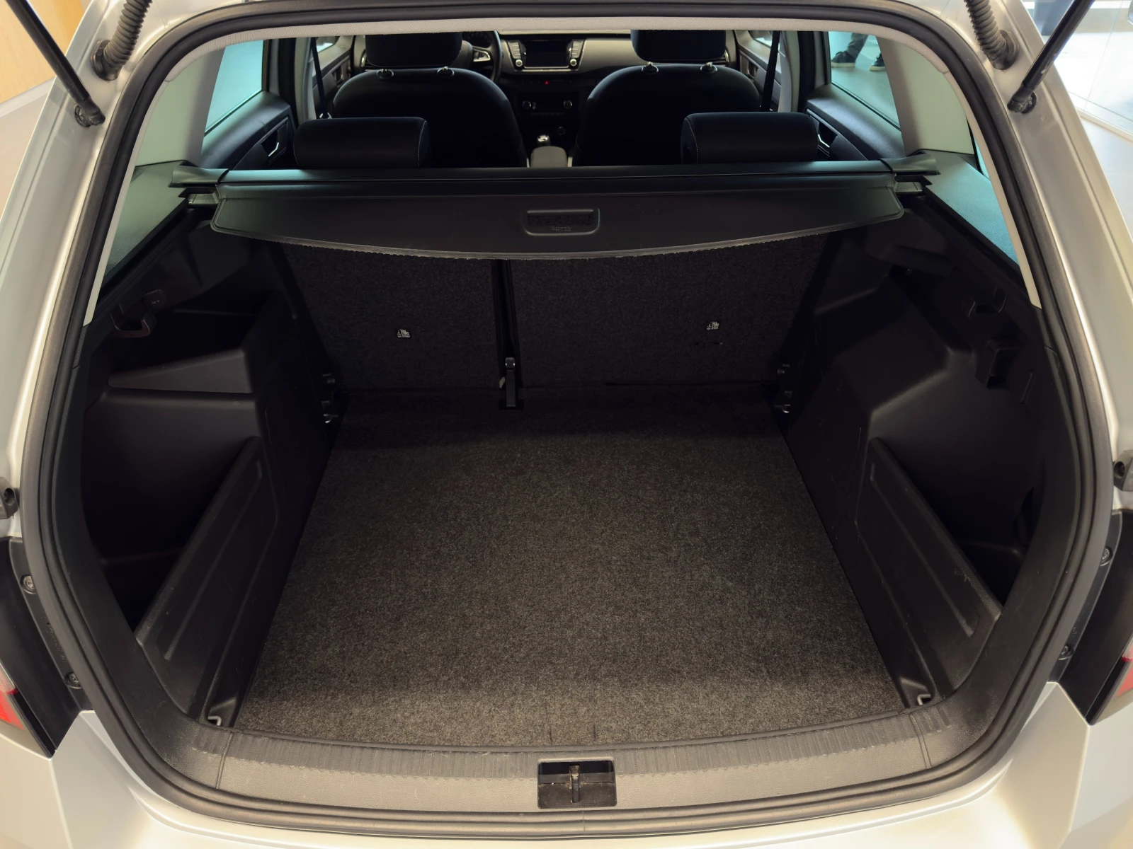 Skoda Fabia STYLE, снимка 16 - Автомобили и джипове - 54567290